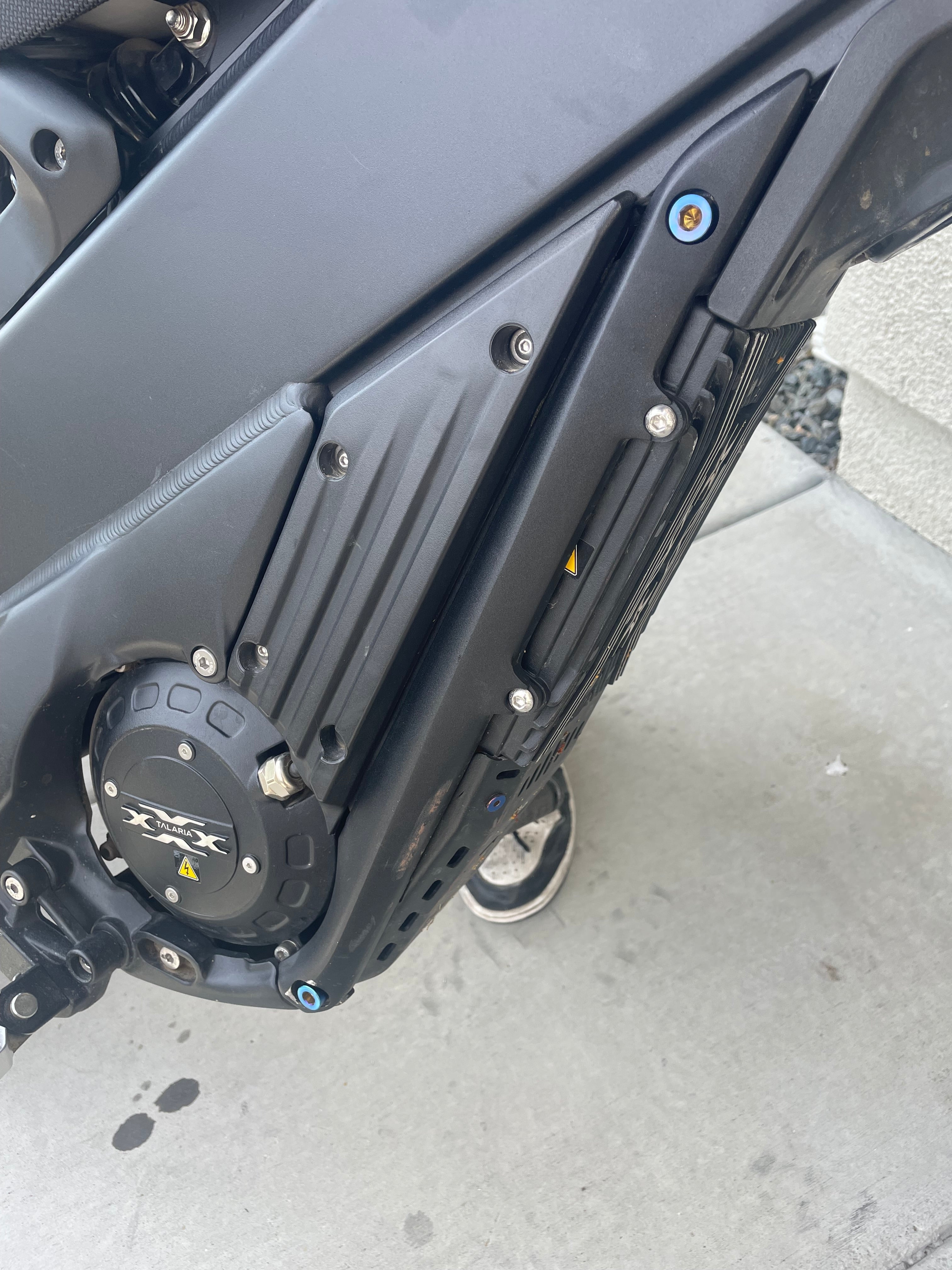 Talaria controller bracket frame mount(4pc)